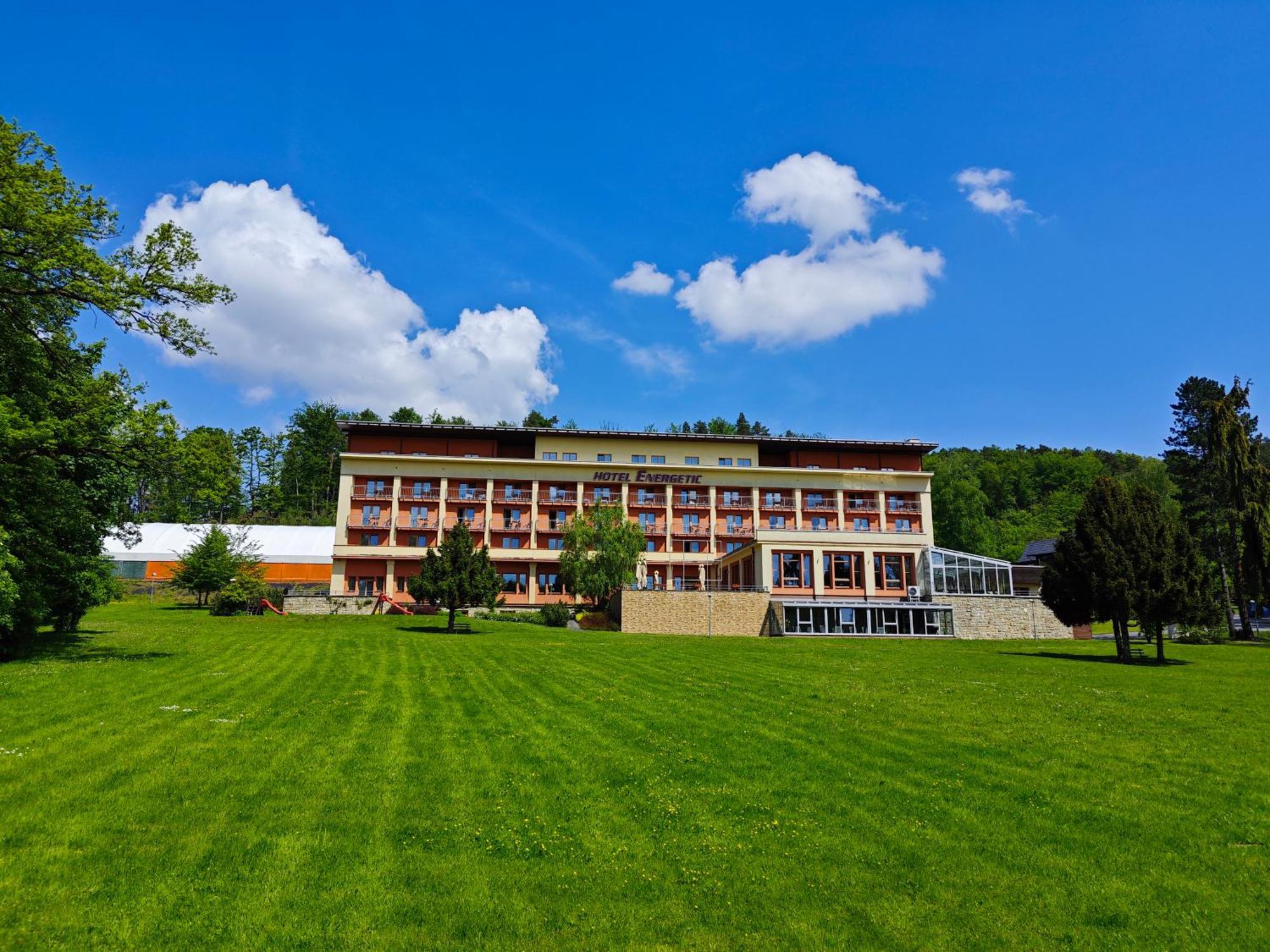 Wellness Resort Energetic Рожнов-под-Радгоштем Экстерьер фото